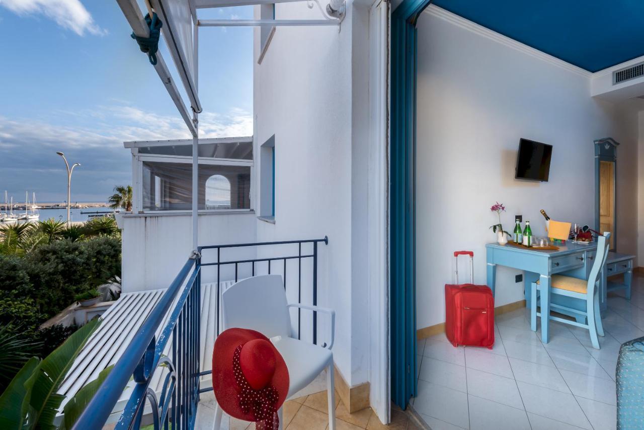 Hotel Ristorante Mediterraneo Faro San Vito Lo Capo Eksteriør billede