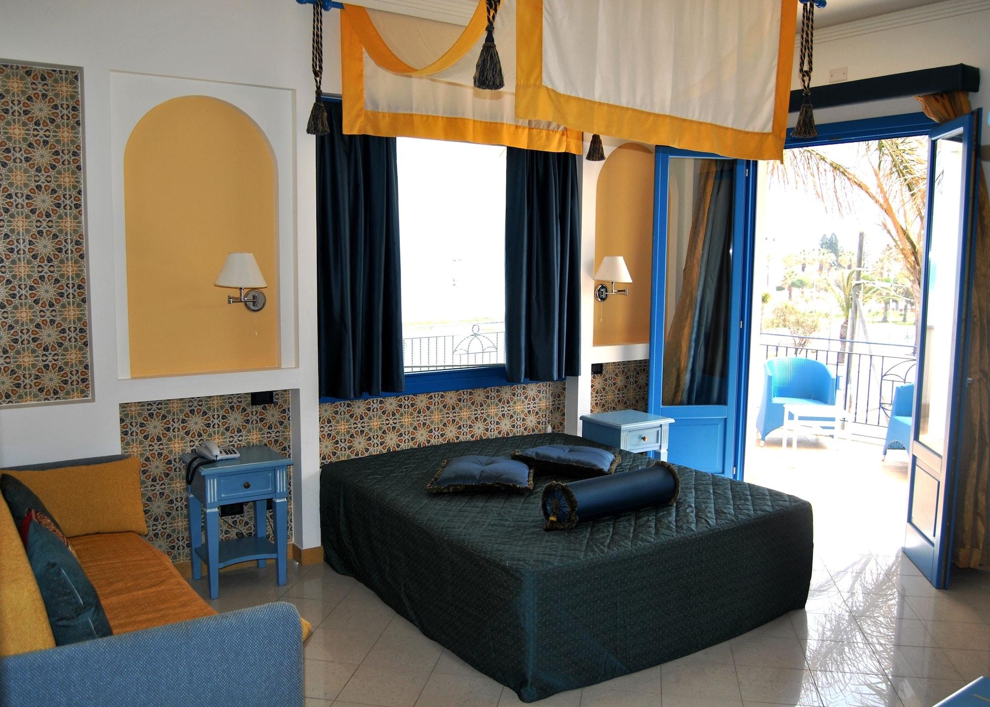 Hotel Ristorante Mediterraneo Faro San Vito Lo Capo Eksteriør billede