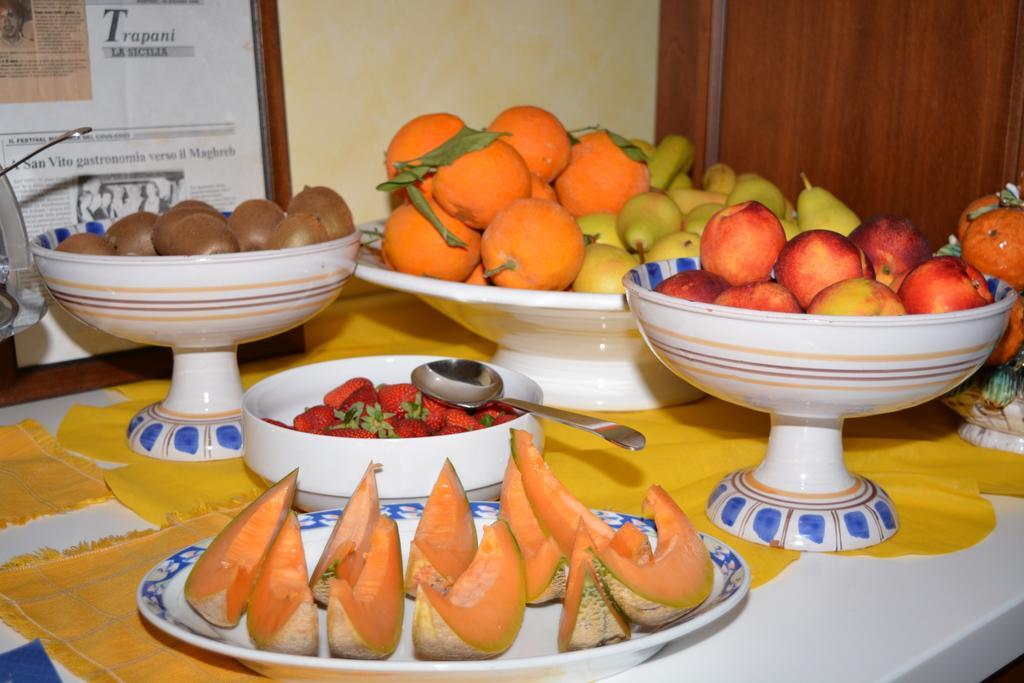 Hotel Ristorante Mediterraneo Faro San Vito Lo Capo Eksteriør billede