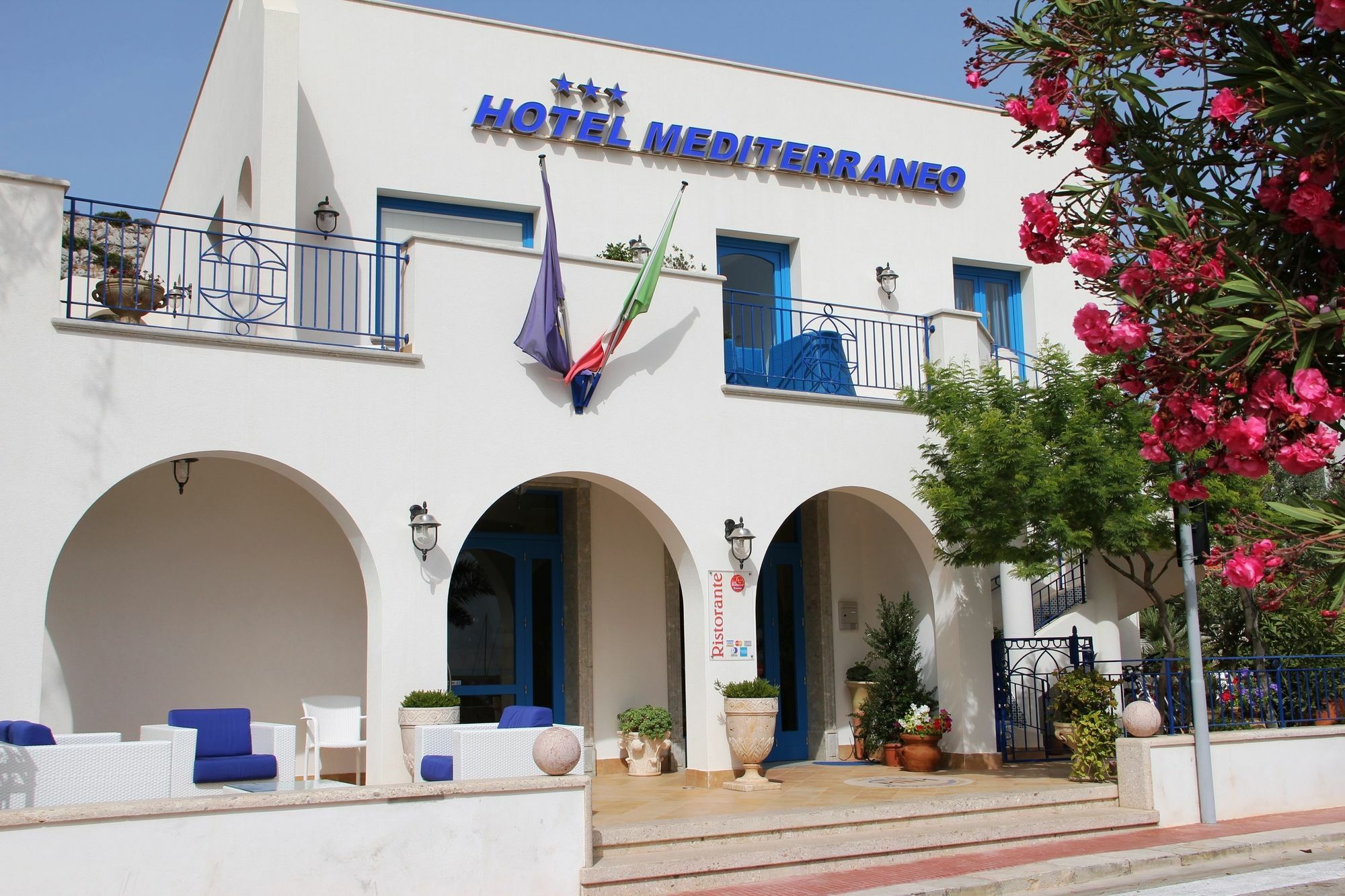 Hotel Ristorante Mediterraneo Faro San Vito Lo Capo Eksteriør billede
