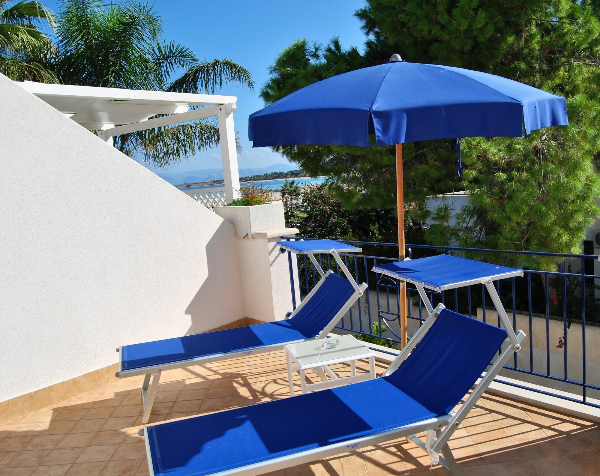 Hotel Ristorante Mediterraneo Faro San Vito Lo Capo Eksteriør billede