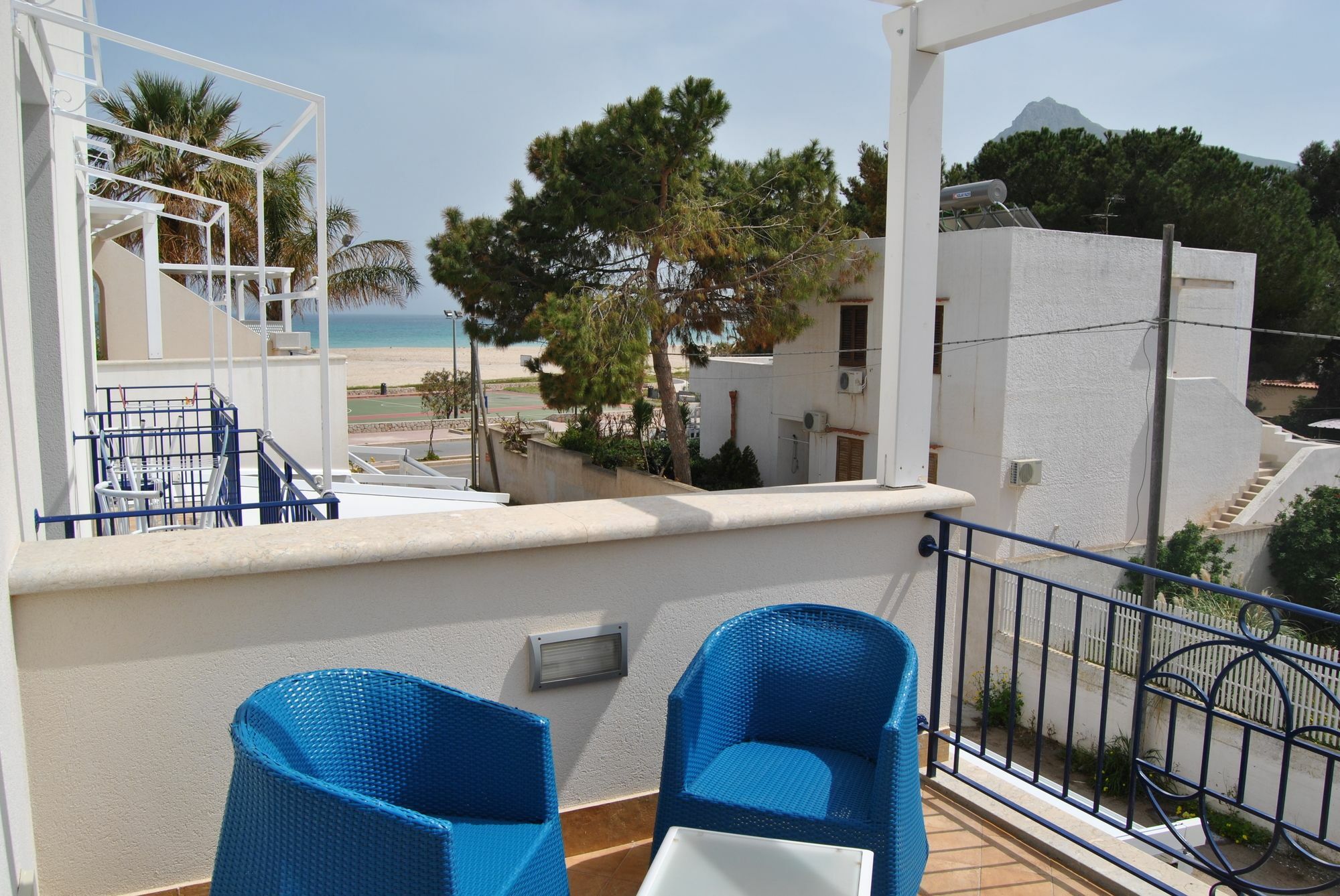 Hotel Ristorante Mediterraneo Faro San Vito Lo Capo Eksteriør billede